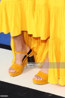Kehlani Parrish feet photo thumbnail