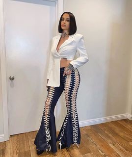 Kehlani Parrish feet photo thumbnail