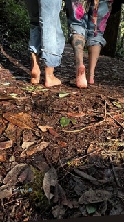 Kehlani Parrish feet photo thumbnail