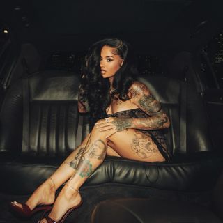 Kehlani Parrish feet photo thumbnail