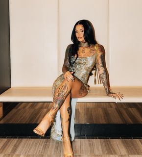 Kehlani Parrish feet photo thumbnail