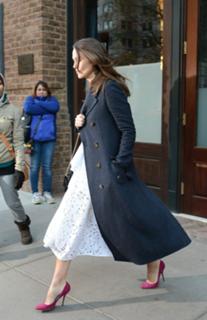 Keira Knightley feet photo thumbnail