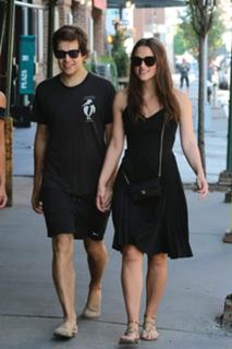 Keira Knightley feet photo thumbnail