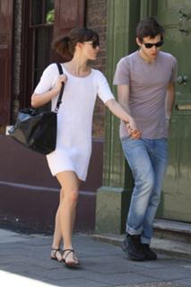 Keira Knightley feet photo thumbnail