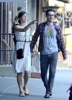 Keira Knightley feet photo thumbnail