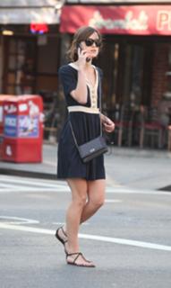 Keira Knightley feet photo thumbnail