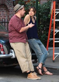 Keira Knightley feet photo thumbnail