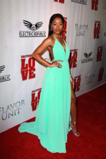 Keke Palmer feet photo thumbnail