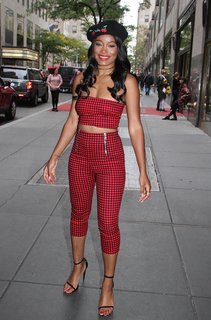 Keke Palmer feet photo thumbnail