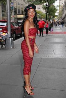 Keke Palmer feet photo thumbnail