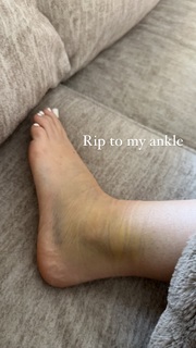 Kelianne Stankus feet photo 10