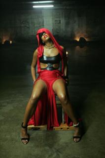 Kelis feet photo thumbnail