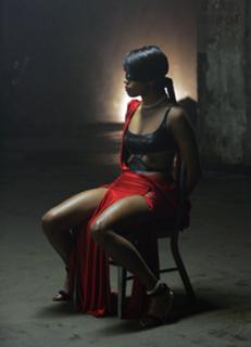 Kelis feet photo thumbnail