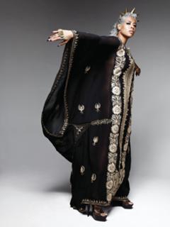 Kelis feet photo thumbnail