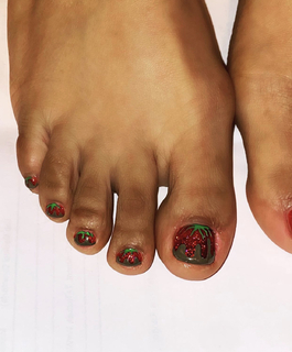 Kelis feet photo thumbnail