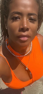 Kelis feet photo thumbnail