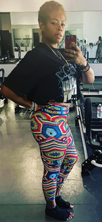 Kelis feet photo thumbnail