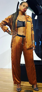 Kelis feet photo thumbnail