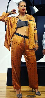 Kelis feet photo thumbnail