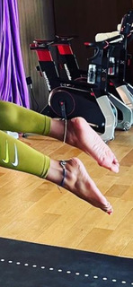 Kelis feet photo thumbnail