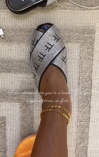 Kelis feet photo thumbnail