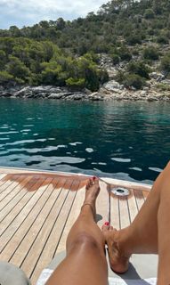 Kelis feet photo thumbnail