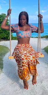 Kelis feet photo thumbnail