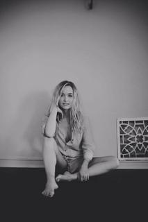Kelley Jakle feet photo 2