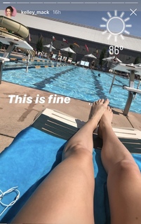 Kelley Mack feet photo 4