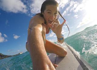 Kelley O'Hara feet photo 15
