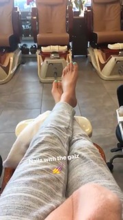 Kelley O'Hara feet photo 8