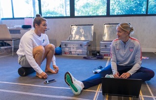 Kelley O'Hara feet photo 5