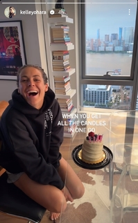 Kelley O'Hara feet photo 7