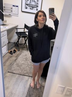 Kelli Barrett feet photo 1