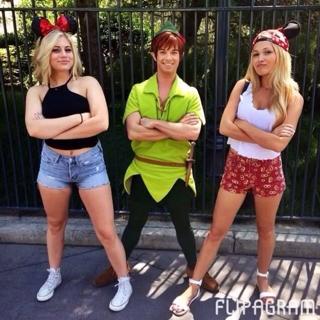 Kelli Berglund feet photo thumbnail