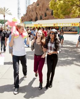 Kelli Berglund feet photo thumbnail