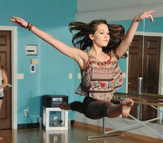 Kelli Berglund feet photo thumbnail