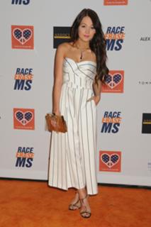 Kelli Berglund feet photo thumbnail