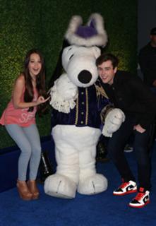 Kelli Berglund feet photo thumbnail