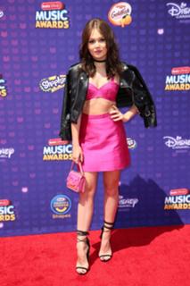 Kelli Berglund feet photo thumbnail