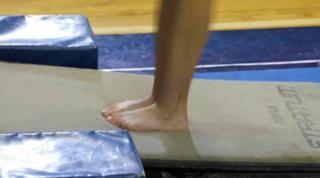Kelli Berglund feet photo thumbnail
