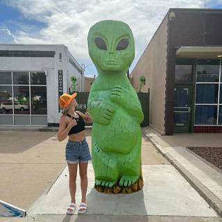 Kelli Berglund feet photo thumbnail