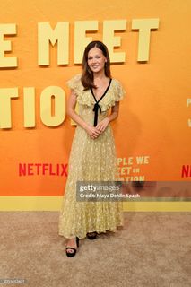 Kelli Berglund feet photo 9