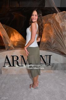 Kelli Berglund feet photo 6