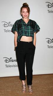 Kelli Garner feet photo thumbnail