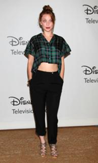 Kelli Garner feet photo thumbnail
