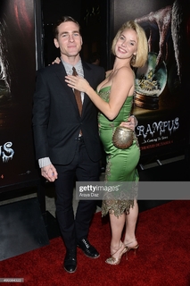 Kelli Garner feet photo thumbnail