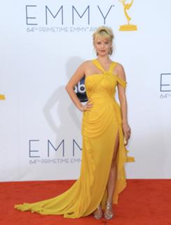 Kelli Garner feet photo thumbnail