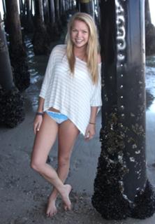 Kelli Goss feet photo 2