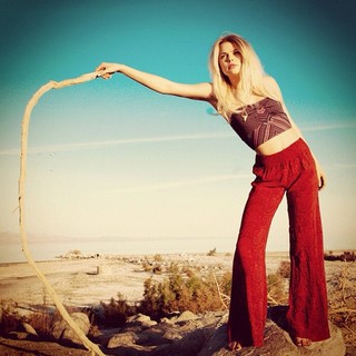 Kelli Goss feet photo 2